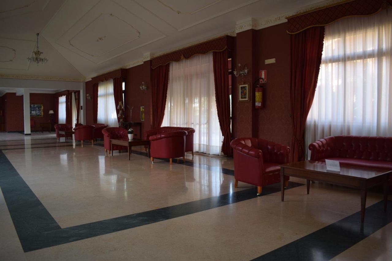 Hotel Villa Peretti Gela Εξωτερικό φωτογραφία