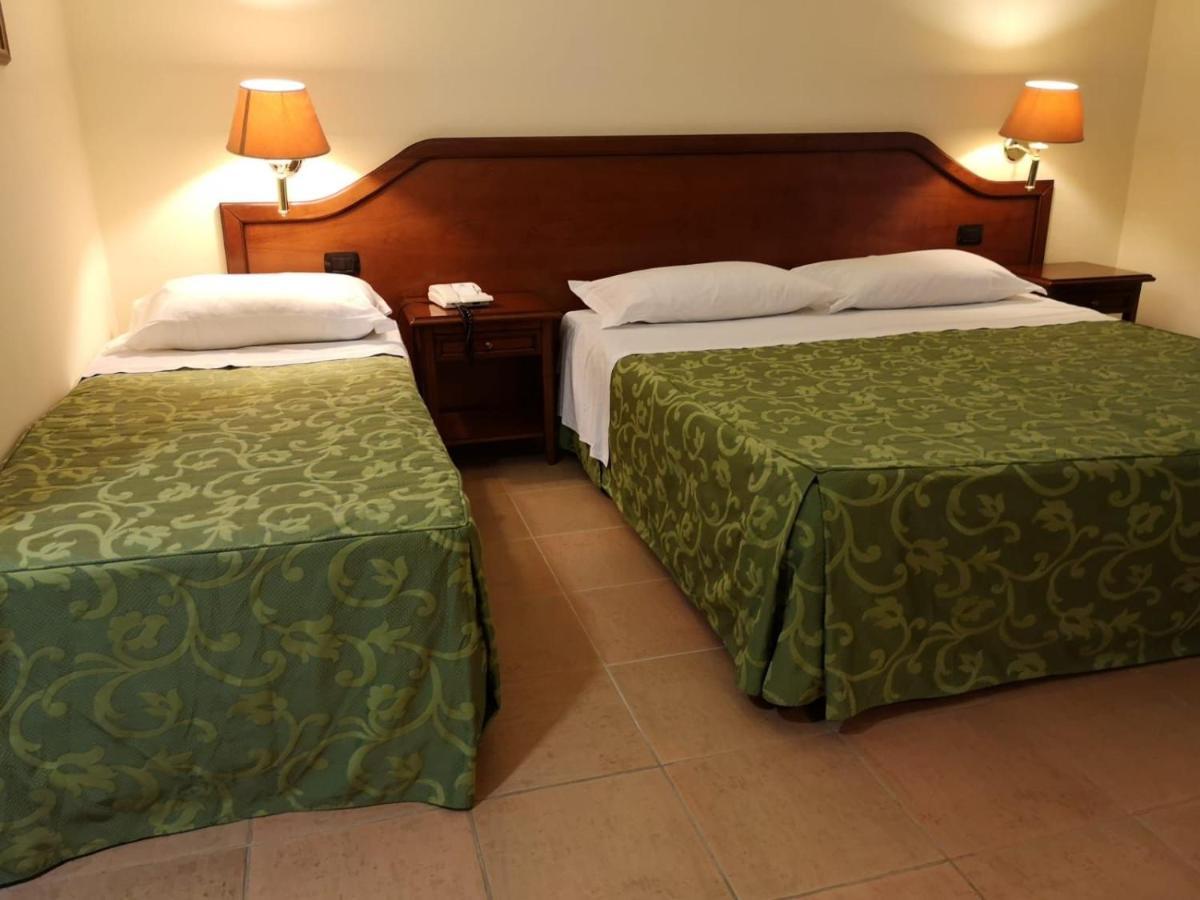Hotel Villa Peretti Gela Εξωτερικό φωτογραφία